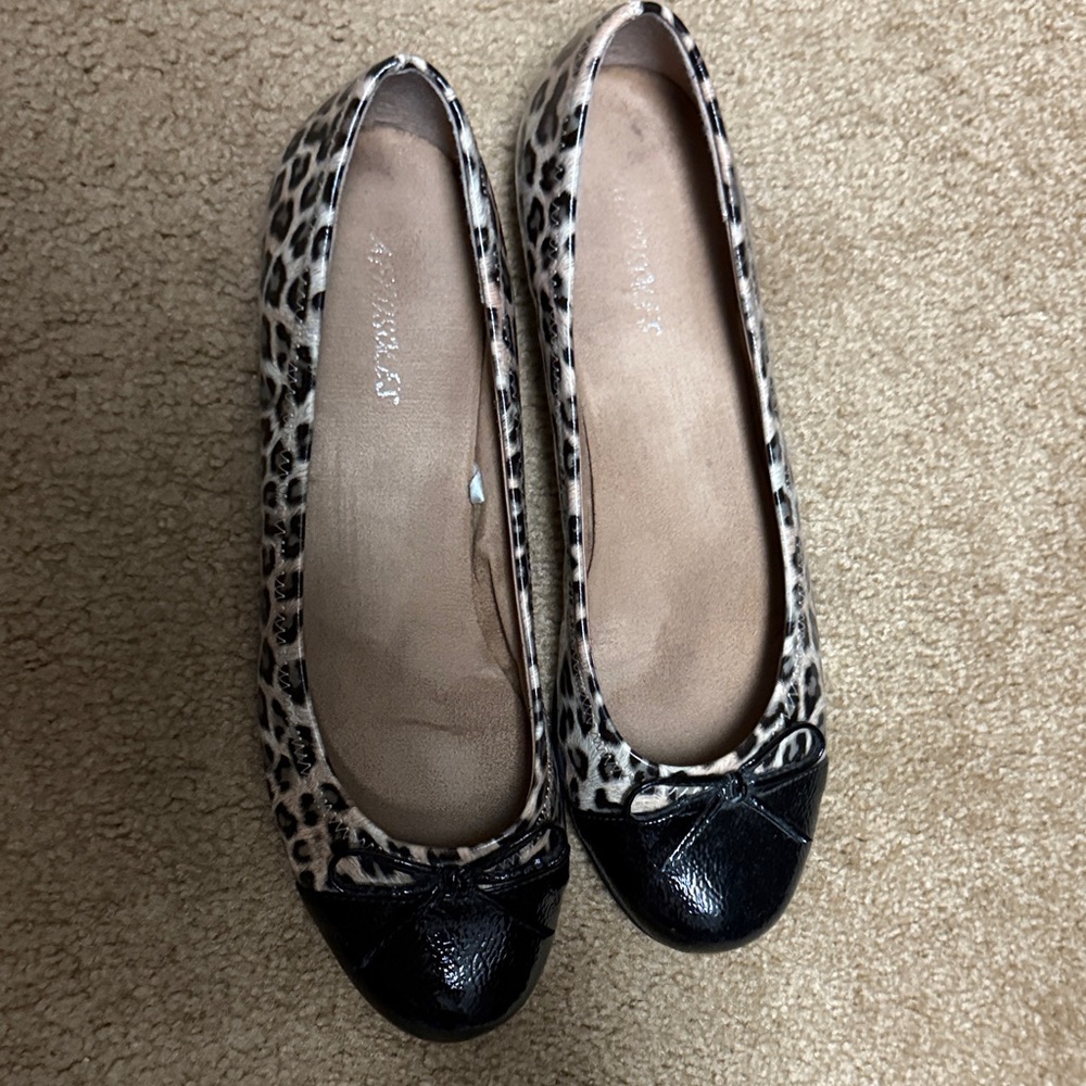 AEROSOLES Leopard Print Flats with Black Toe